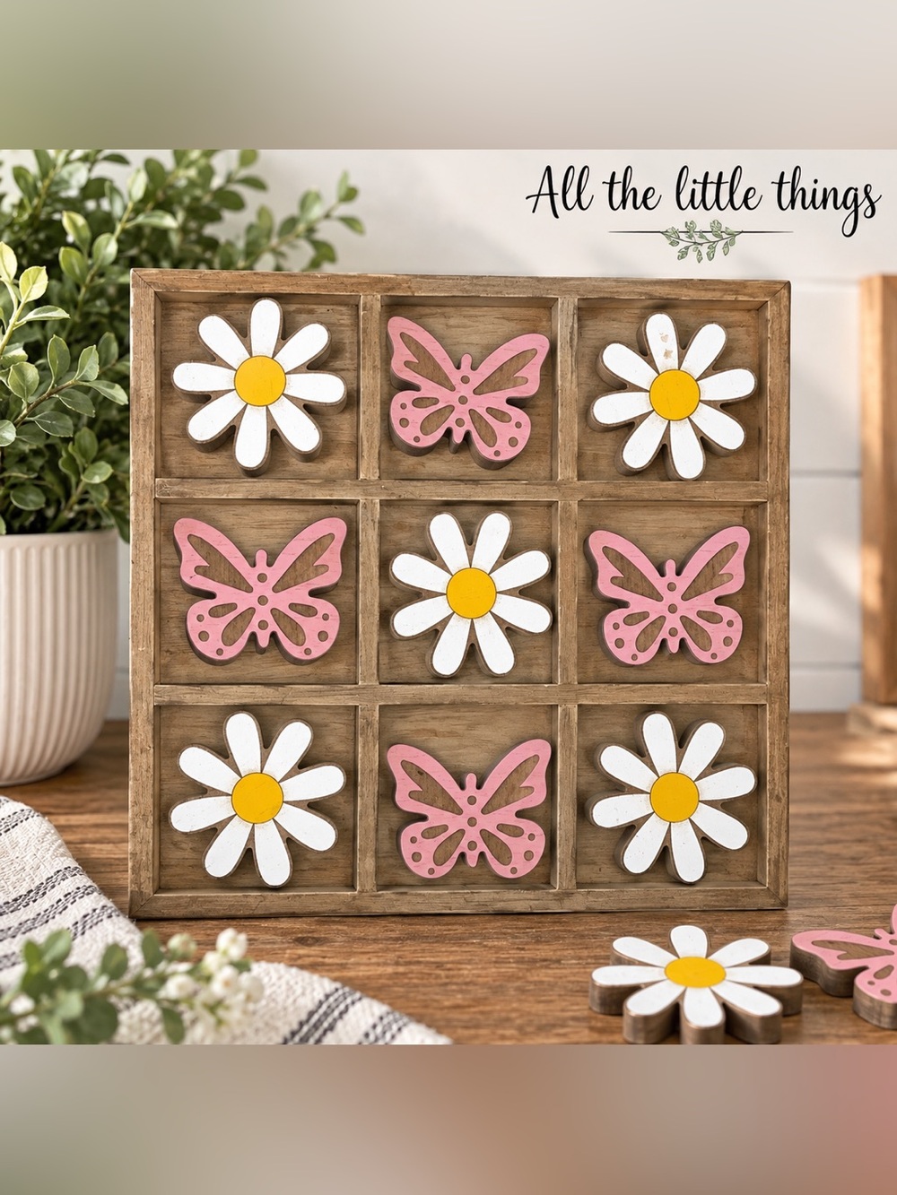 Pink & White Daisy Butterfly Wooden Wall Decor